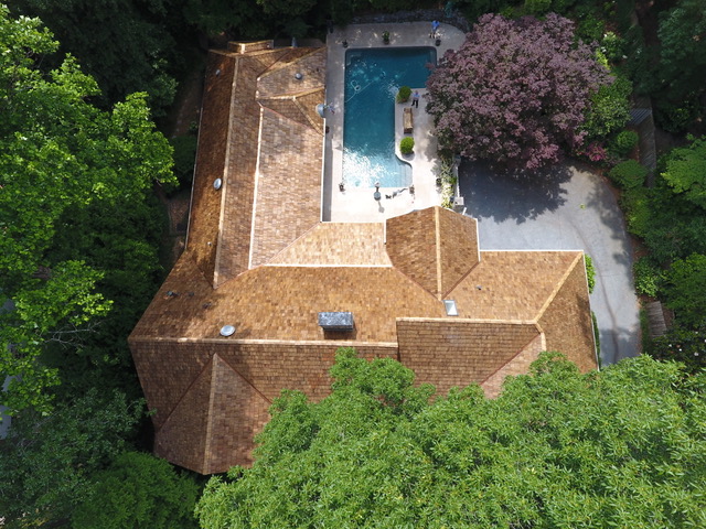 Cedar shake roof, Atlanta — photo
